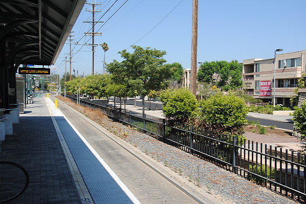 MTA.Gold.Highland Park Station20