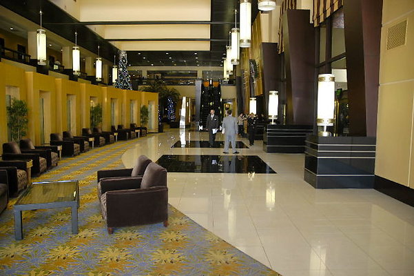 Lobby Int.05