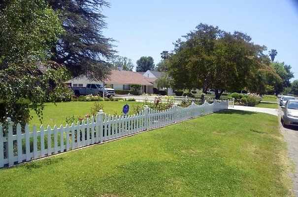 Van Nuys Homes 89 1