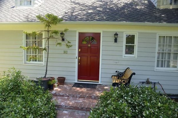 Van Nuys Homes 106