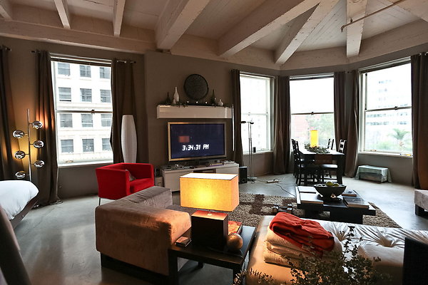 APL.Apartment.37801