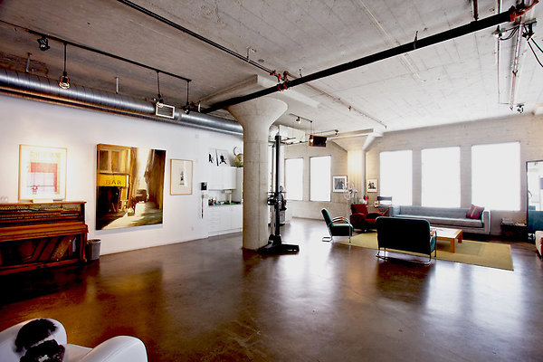 247 Loft\3edscn 037