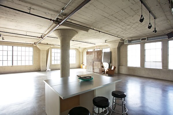 247 Loft\2adscn 011