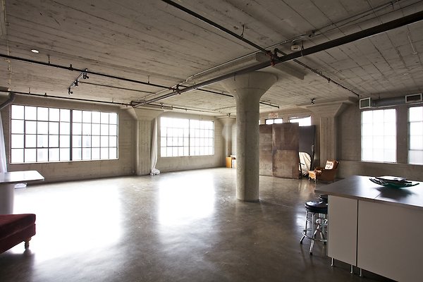 247 Loft\2adscn 014