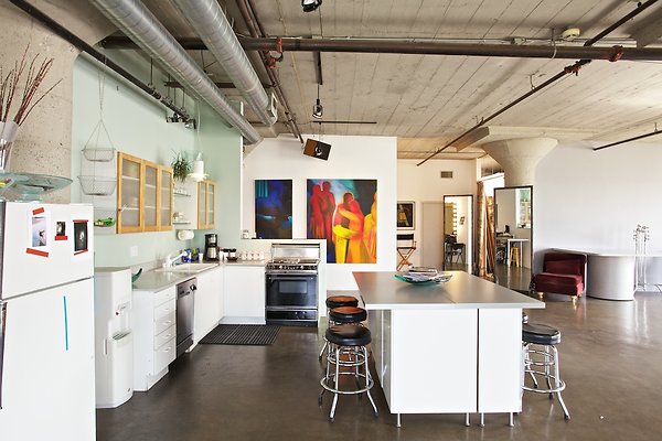 247 Loft\2adscn 009
