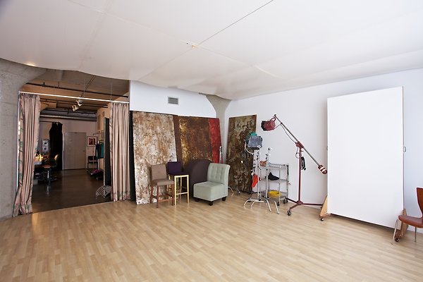 247 Loft\4adscn 027