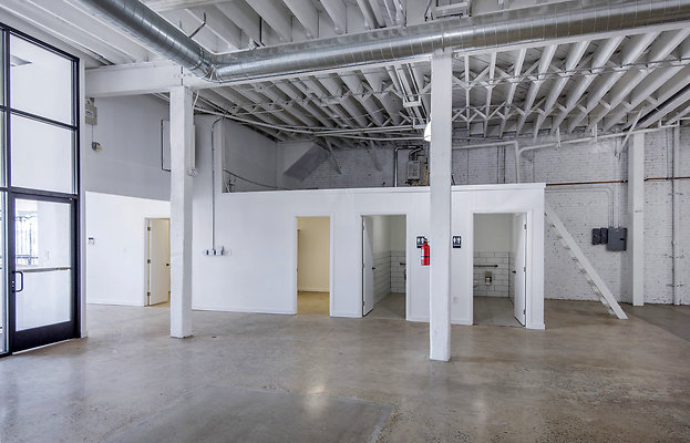 Bay.St.Warehouse.DTLA.22