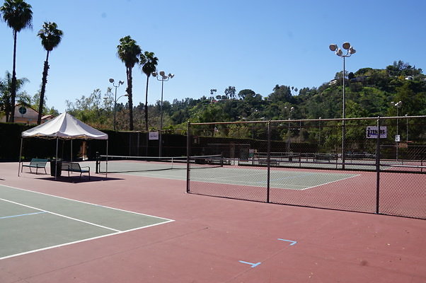 Brookside.Tennis.5.09
