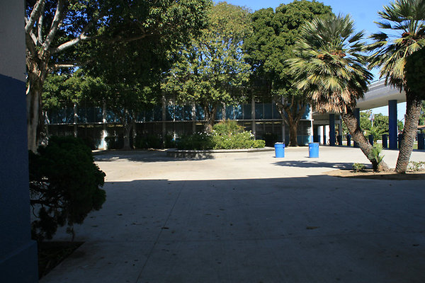 Exterior-Campus-2