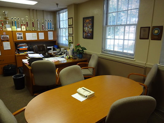 Van.Nuys.Hs.Principals.Office.09