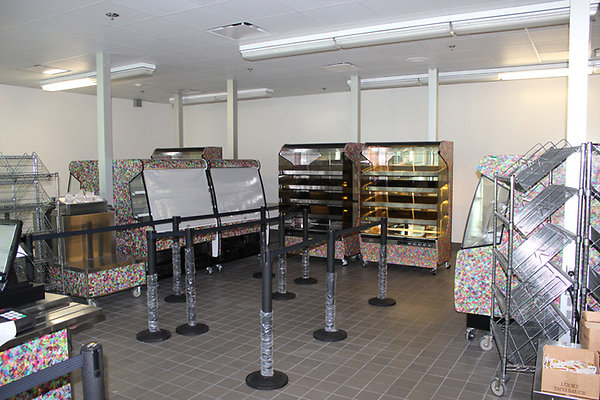 Cafeteria-Serving Areas-9