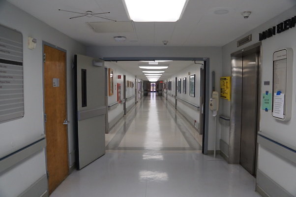 LBL.Com.Hosp.1st.02
