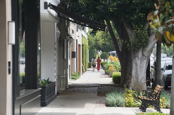 Melrose.Pl.02