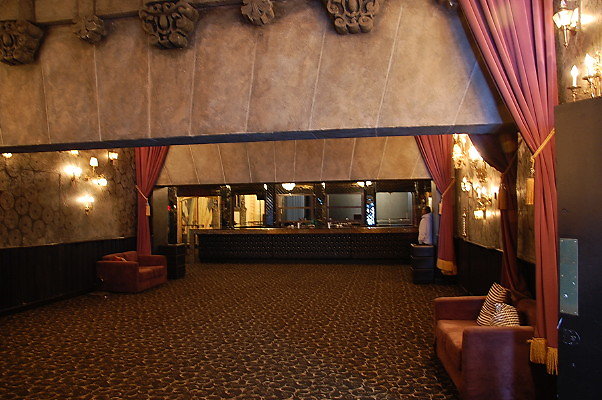 The Fonda Theater.Night Club.Bar21