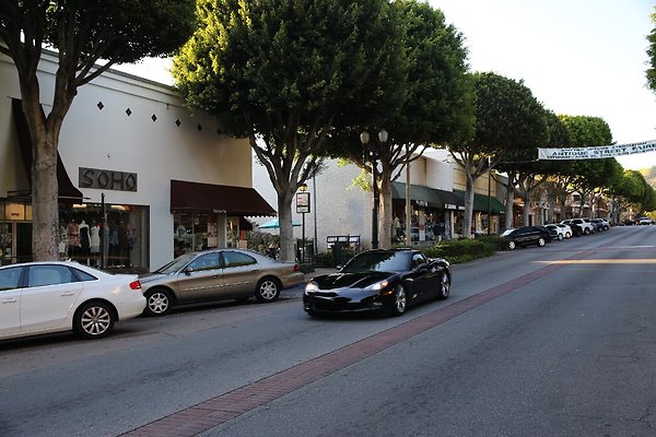 185.Streets.Whittier.Downtown
