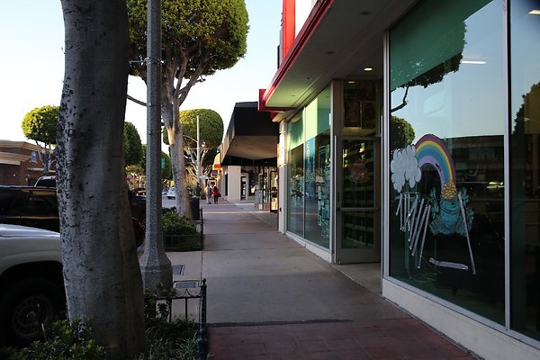 149.Streets.Whittier.Downtown