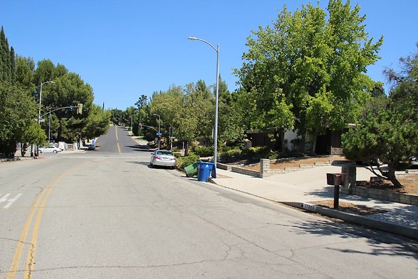 19.Neighborhood.EICHLER.Lisette.GranadaHills