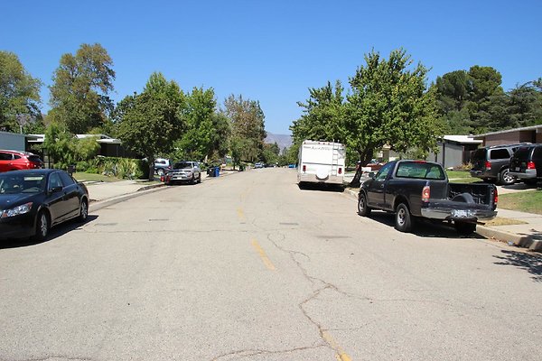 187.Neighborhood.EICHLER.Lisette.GranadaHills