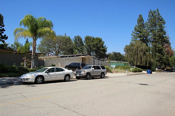 121.Neighborhood.EICHLER.Lisette.GranadaHills