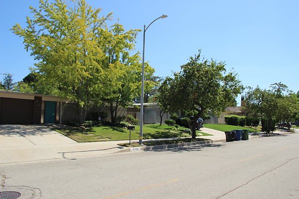 112.Neighborhood.EICHLER.Lisette.GranadaHills