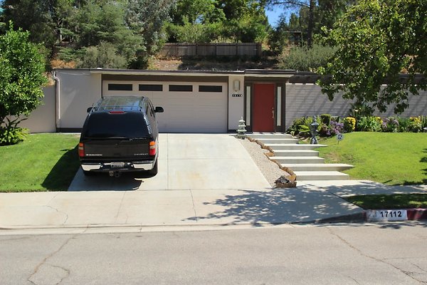 108.Neighborhood.EICHLER.Lisette.GranadaHills