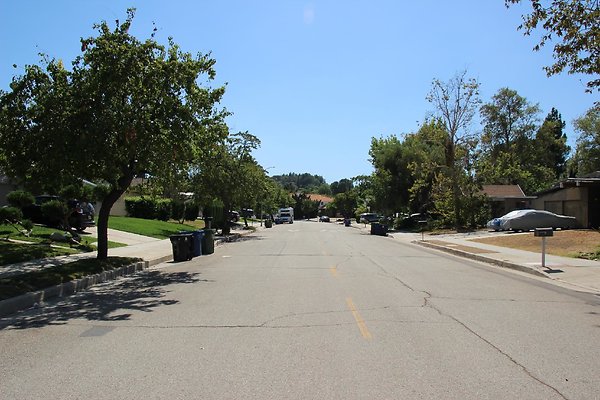 114.Neighborhood.EICHLER.Lisette.GranadaHills