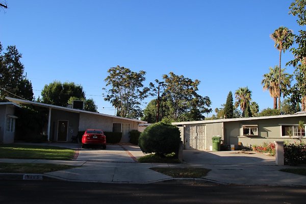 10.19409.Lull.St.Reseda