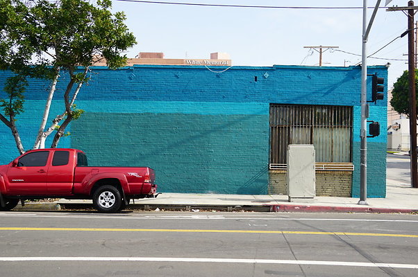 Cesar.Chavez.Blue.Wall.Circle.31