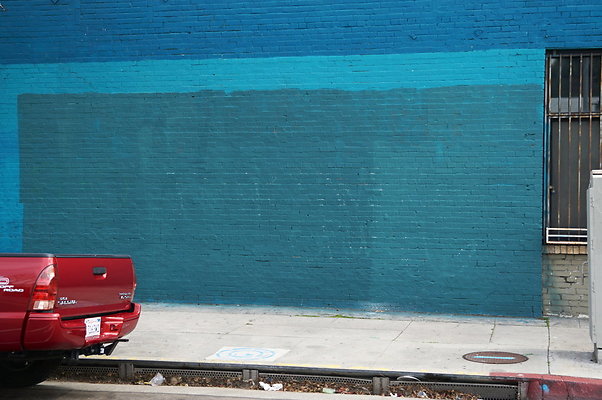 Cesar.Chavez.Blue.Wall.Circle.38