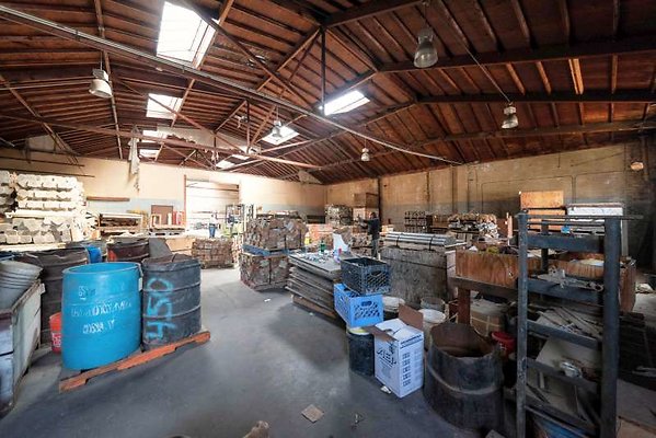 11016 warehouse9