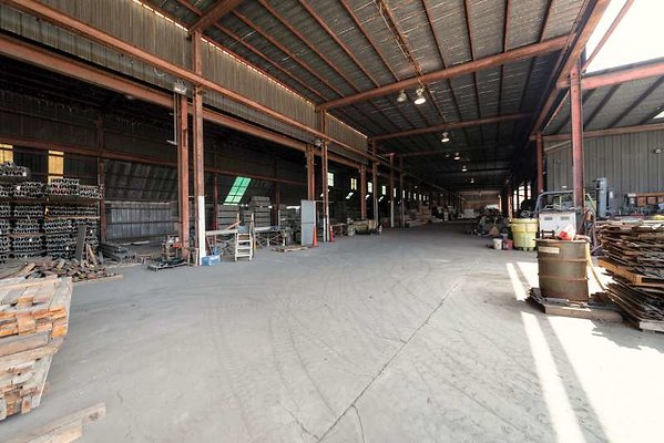 11016 warehouse25