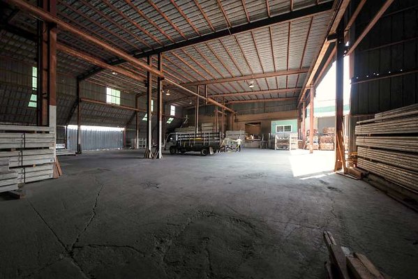 11016 warehouse42