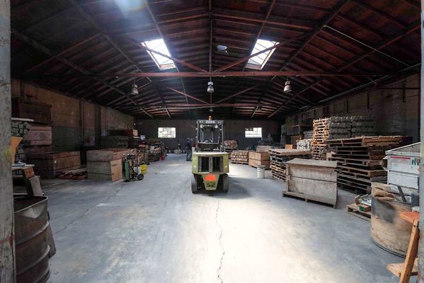 11016 warehouse6