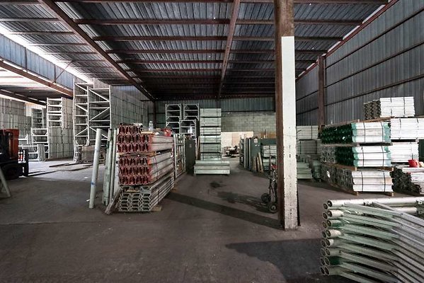 11016 warehouse38