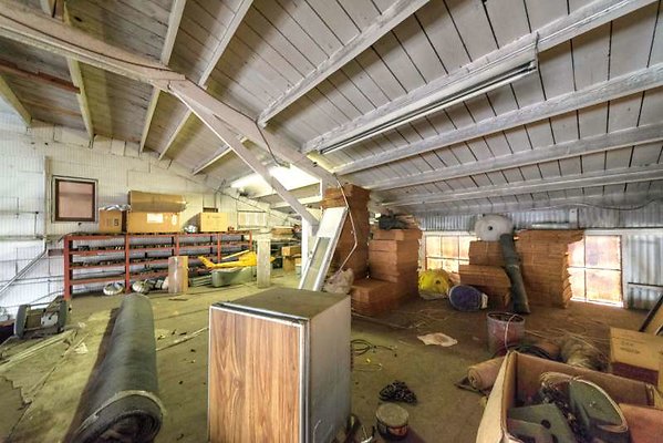 10989 loft