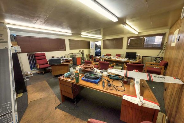 10989 office15