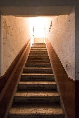 10989 stairs