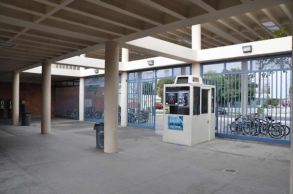 Reseda.HS.67