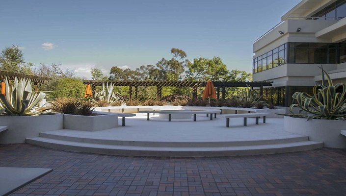 150-N.-Orange-Grove-Patio-07