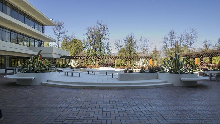 150-N.-Orange-Grove-Patio-01