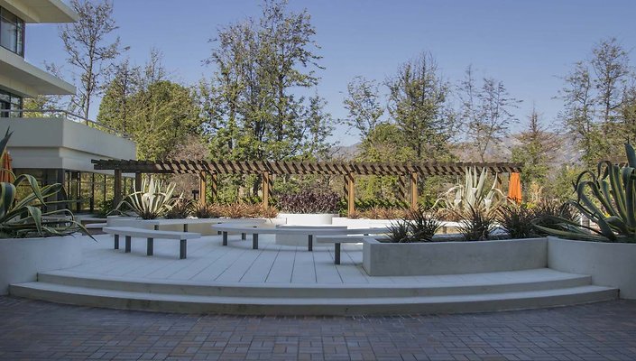 150-N.-Orange-Grove-Patio-02