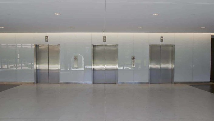 150-N.-Orange-Grove-Lobby-2nd-Floor-09