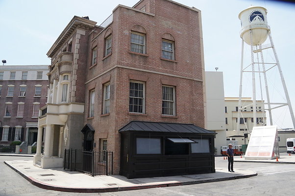 Paramount.Back.Lot.w.car.71