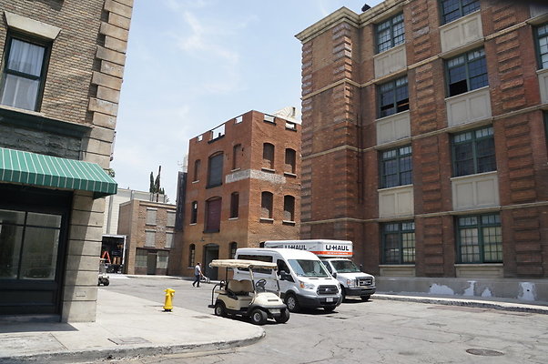 Paramount.Back.Lot.w.car.77
