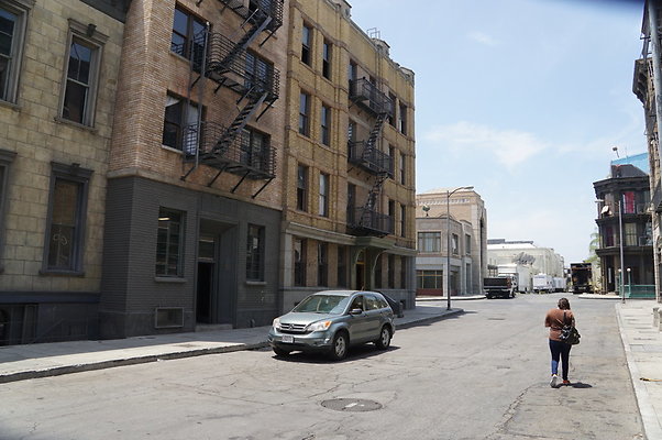 Paramount.Back.Lot.w.car.83