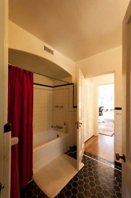 3683 bath4