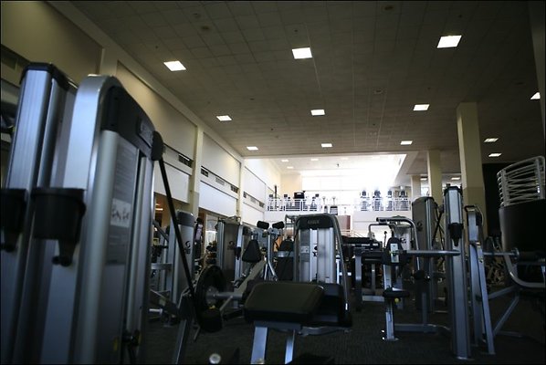 ParkTerrace 90045 20110427 1189