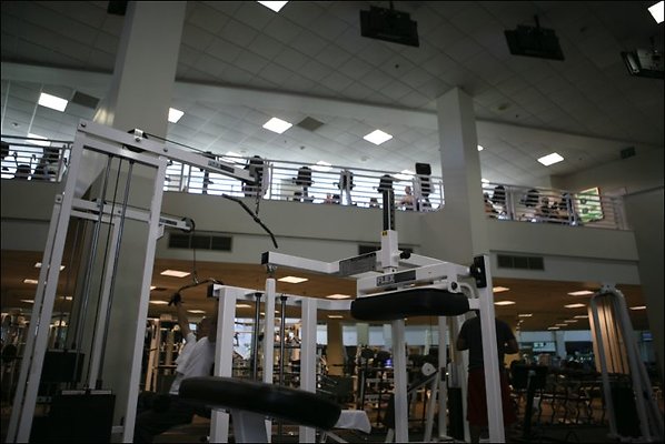 ParkTerrace 90045 20110427 1196