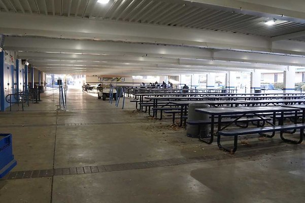 BHS-Cafeteria 06