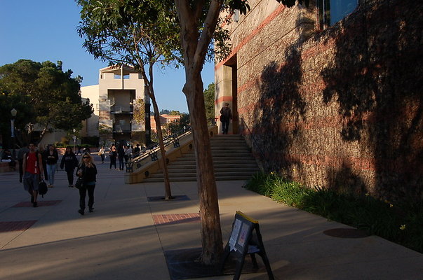 UCLA.Ackerman.Bld.Ext.007